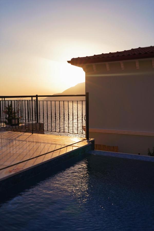 Guemues Yazar Hotel Kaş Zewnętrze zdjęcie