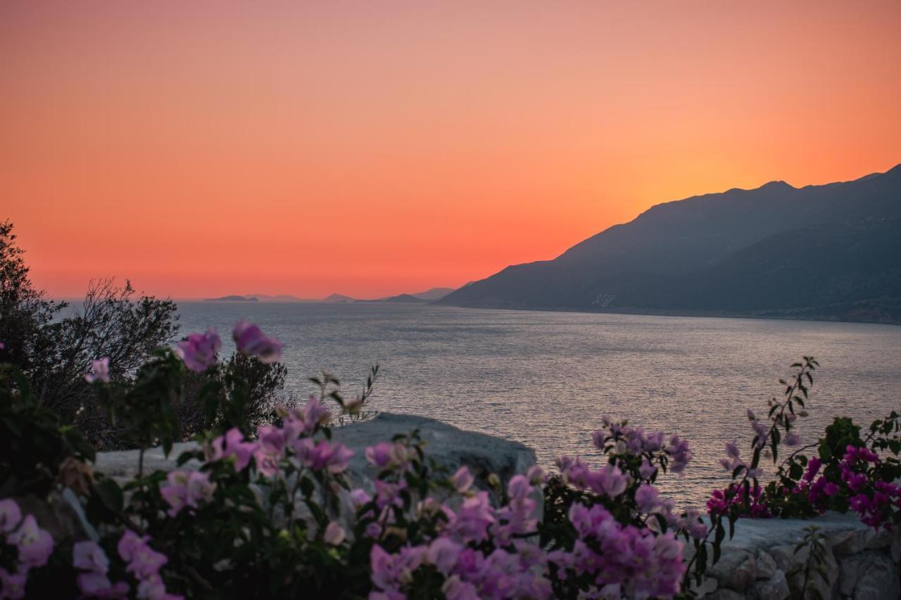 Guemues Yazar Hotel Kaş Zewnętrze zdjęcie